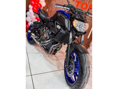 YAMAHA MT-07 700 ABS, Foto 6