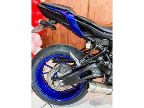 YAMAHA MT-07 700 ABS, Foto 11