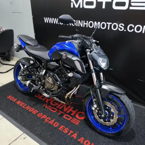 YAMAHA MT-07 700 ABS, Foto 6