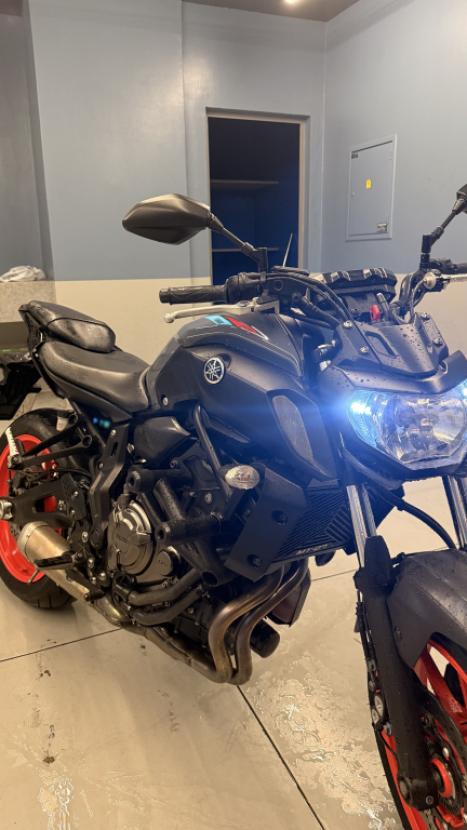 YAMAHA MT-07 700 ABS, Foto 5