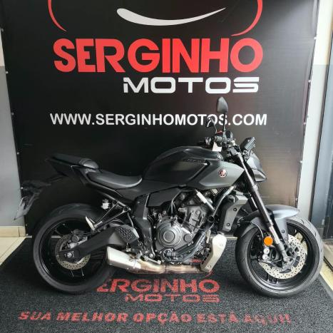 YAMAHA MT-07 700 ABS, Foto 1