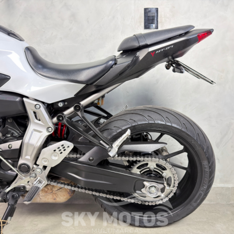 YAMAHA MT-07 700 ABS, Foto 13