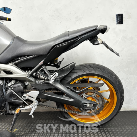 YAMAHA MT-09 850 , Foto 12