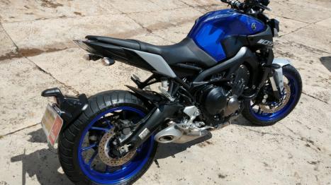 YAMAHA MT-09 850 ABS, Foto 1