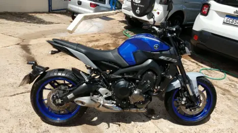 YAMAHA MT-09 850 ABS, Foto 11