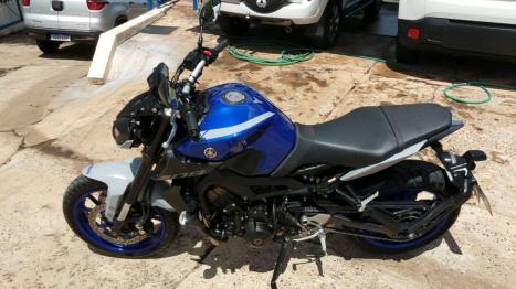 YAMAHA MT-09 850 ABS, Foto 16