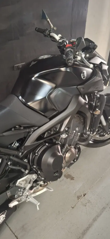 YAMAHA MT-09 850 ABS, Foto 9