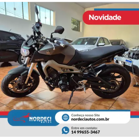 YAMAHA MT-09 850 ABS, Foto 1