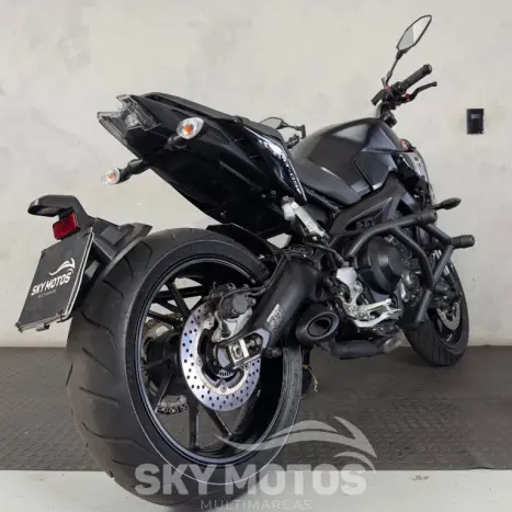 YAMAHA MT-09 850 ABS, Foto 7