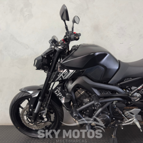 YAMAHA MT-09 850 ABS, Foto 12