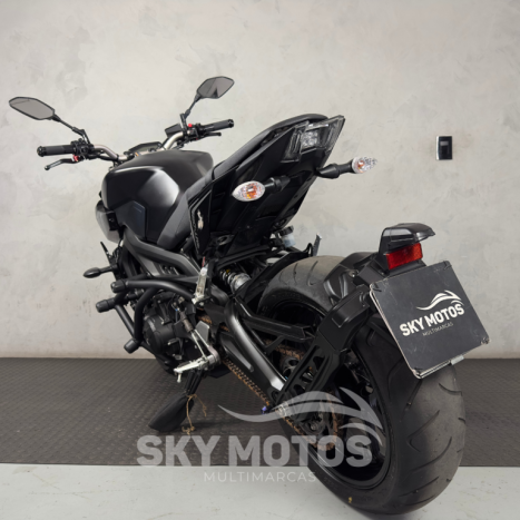 YAMAHA MT-09 850 ABS, Foto 17