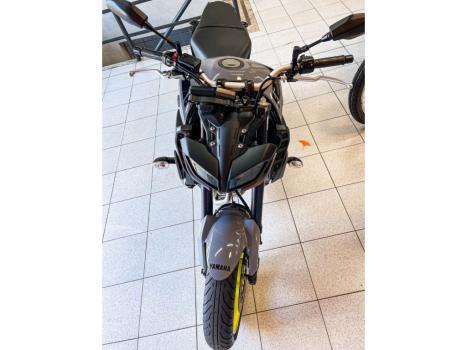 YAMAHA MT-09 850 ABS, Foto 4