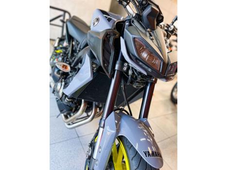 YAMAHA MT-09 850 ABS, Foto 6