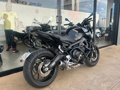 YAMAHA MT-09 850 ABS, Foto 9