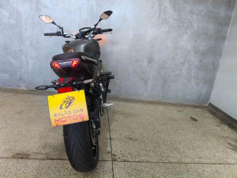 YAMAHA MT-09 850 ABS, Foto 4
