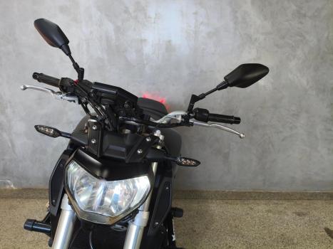 YAMAHA MT-09 850 ABS, Foto 8