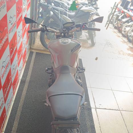 YAMAHA MT-09 850 ABS, Foto 5