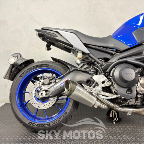 YAMAHA MT-09 850 ABS, Foto 4