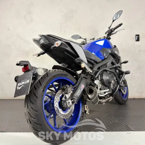 YAMAHA MT-09 850 ABS, Foto 6