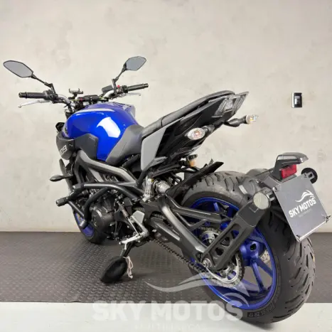 YAMAHA MT-09 850 ABS, Foto 7