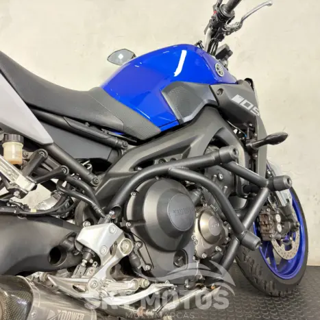 YAMAHA MT-09 850 ABS, Foto 12