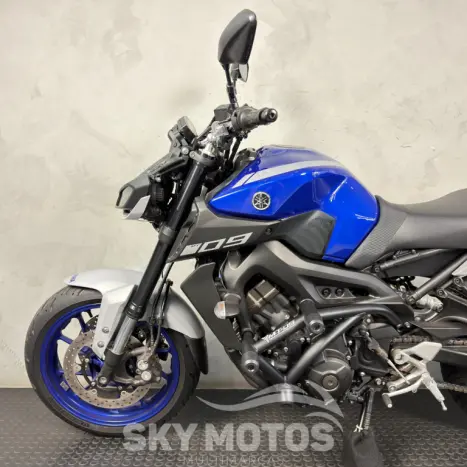 YAMAHA MT-09 850 ABS, Foto 13