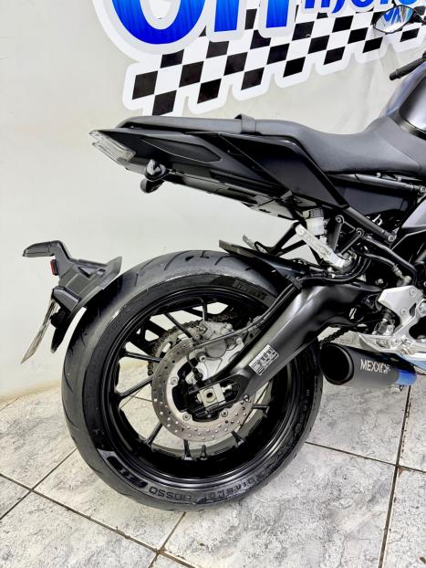 YAMAHA MT-09 850 ABS, Foto 4