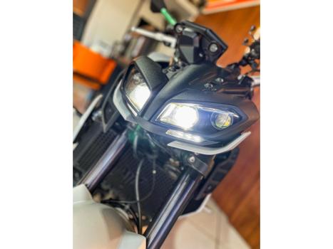 YAMAHA MT-09 850 ABS, Foto 7