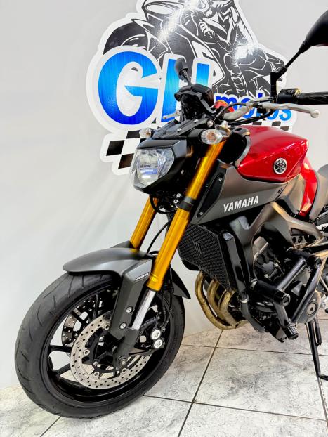 YAMAHA MT-09 850 ABS, Foto 6