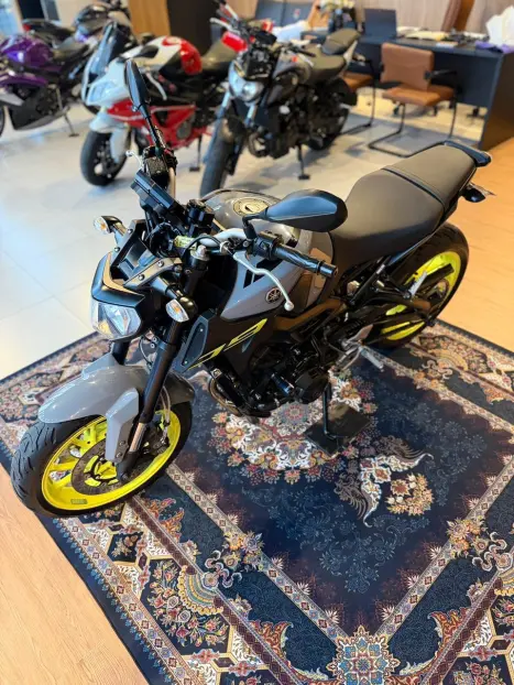 YAMAHA MT-09 850 ABS, Foto 9