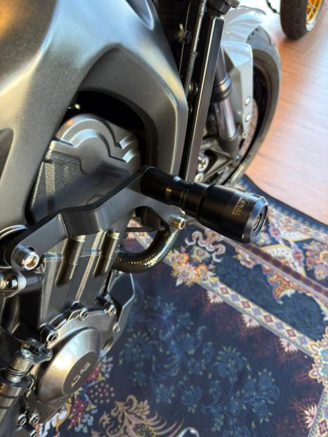 YAMAHA MT-09 850 ABS, Foto 3