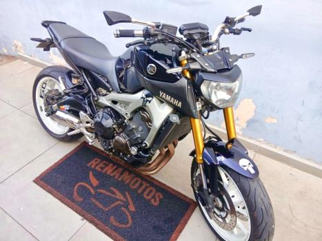 YAMAHA MT-09 850 ABS, Foto 9