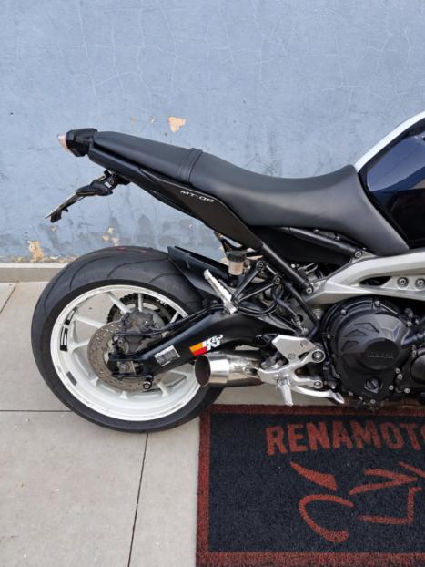 YAMAHA MT-09 850 ABS, Foto 3