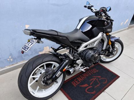 YAMAHA MT-09 850 ABS, Foto 5
