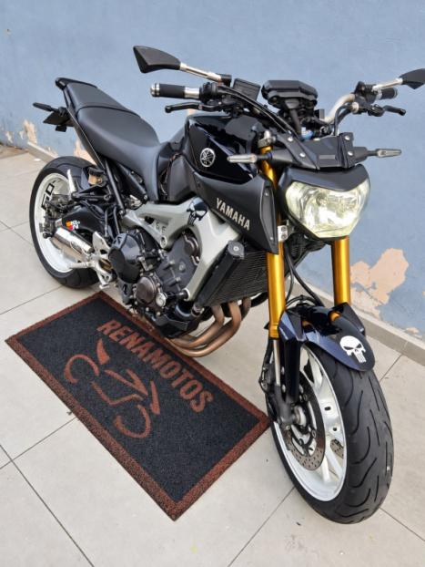 YAMAHA MT-09 850 ABS, Foto 8
