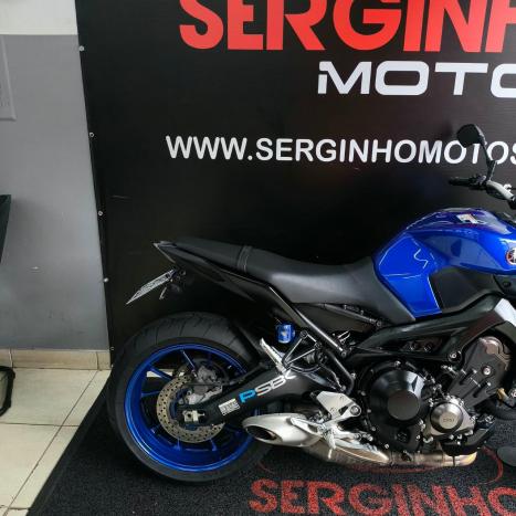 YAMAHA MT-09 850 ABS, Foto 3