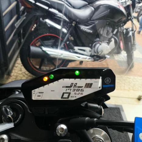 YAMAHA MT-09 850 ABS, Foto 5