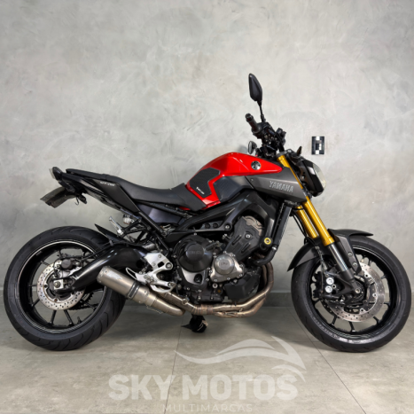 YAMAHA MT-09 850 ABS, Foto 1