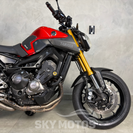 YAMAHA MT-09 850 ABS, Foto 3