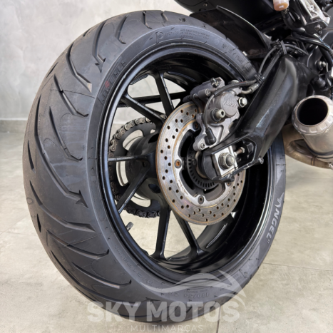 YAMAHA MT-09 850 ABS, Foto 9