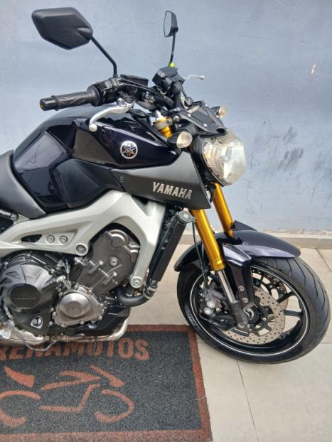 YAMAHA MT-09 850 ABS, Foto 5