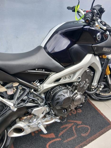 YAMAHA MT-09 850 ABS, Foto 9