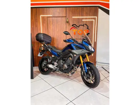 YAMAHA MT-09 Tracer GT 900 , Foto 4
