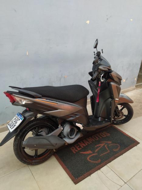 YAMAHA Neo UBS 125 , Foto 3