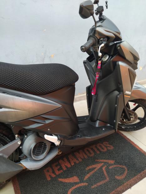 YAMAHA Neo UBS 125 , Foto 6