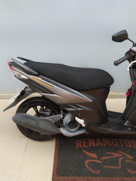 YAMAHA Neo UBS 125 , Foto 3