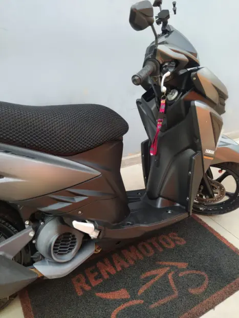 YAMAHA Neo UBS 125 , Foto 9