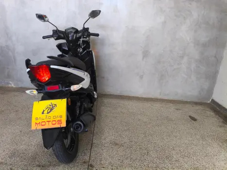 YAMAHA Neo UBS 125 , Foto 4