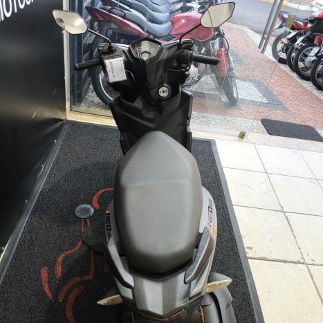 YAMAHA Neo UBS 125 , Foto 5