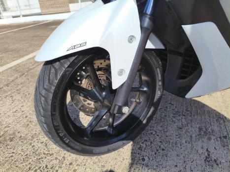 YAMAHA NMax 160 ABS, Foto 3
